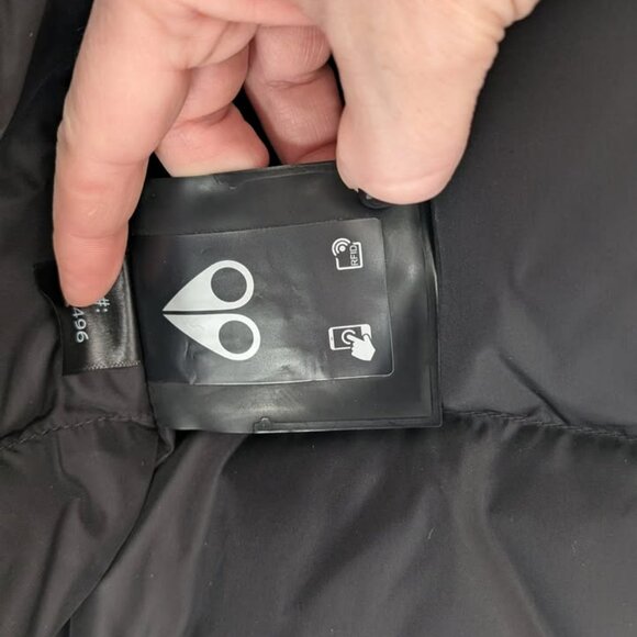 Authentic Moose Knuckles ORIGINAL STIRLING PARKA Size Small - Picture 6 of 10